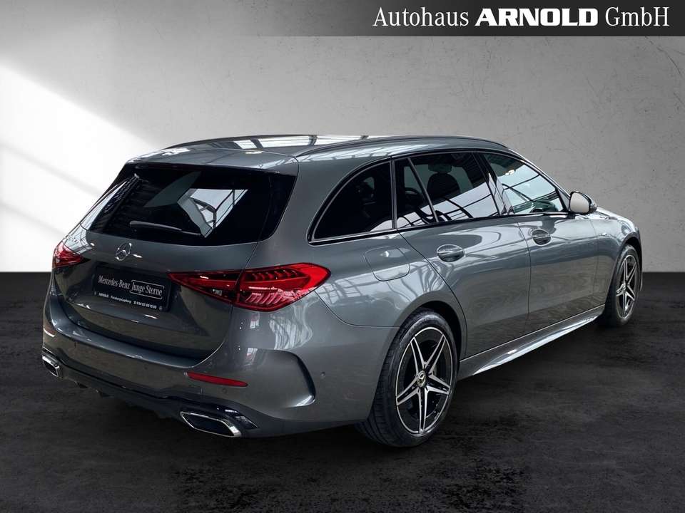 Mercedes-Benz C 300 - Imagem 5