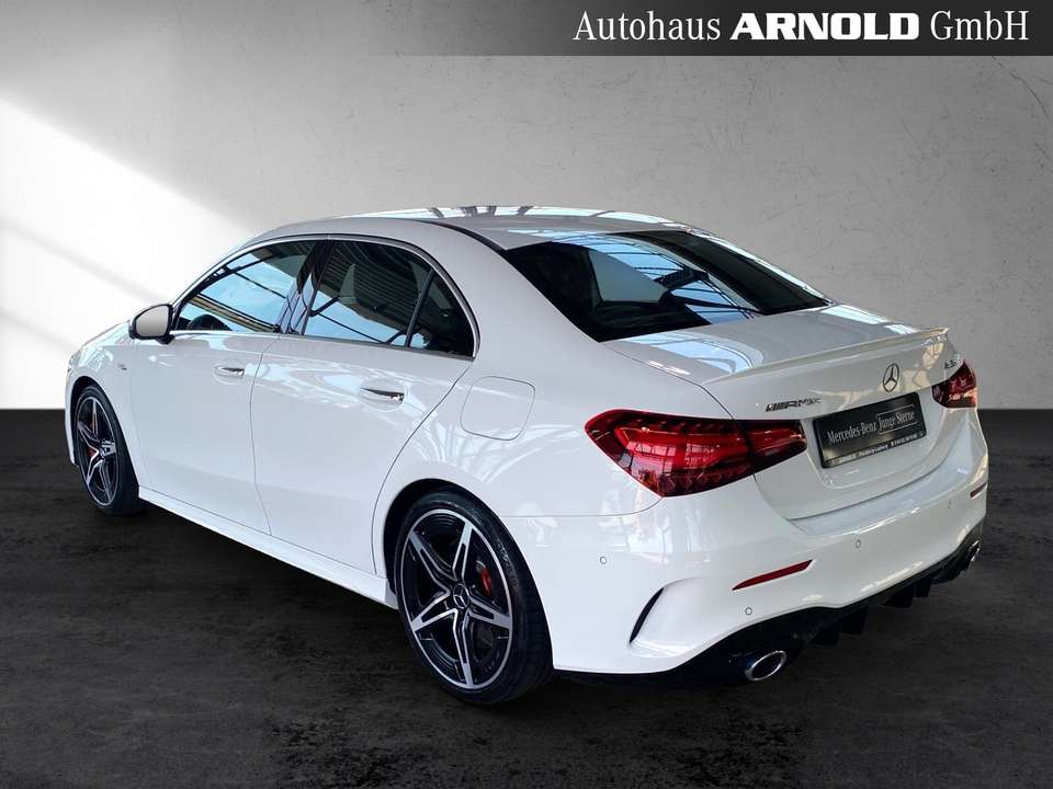 Mercedes-Benz A 35 AMG - Imagem 4