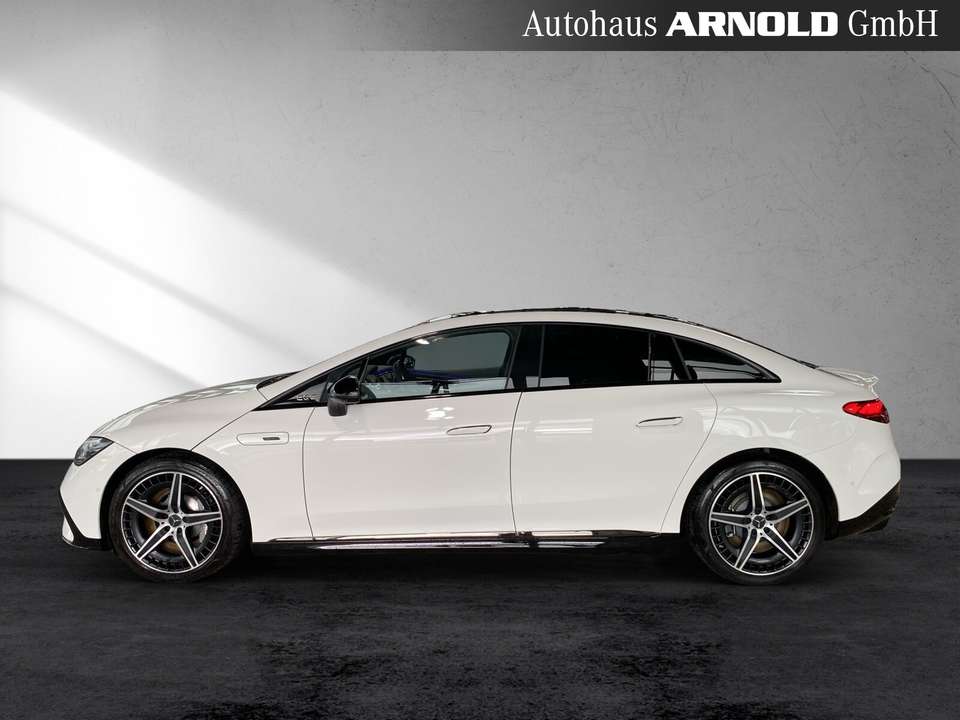 Mercedes-Benz EQE 53 - Imagem 3