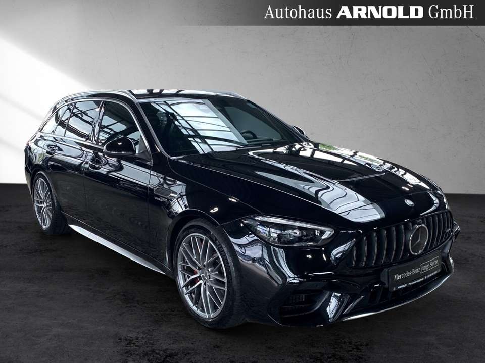 Mercedes-Benz C 63 AMG - Imagem 7