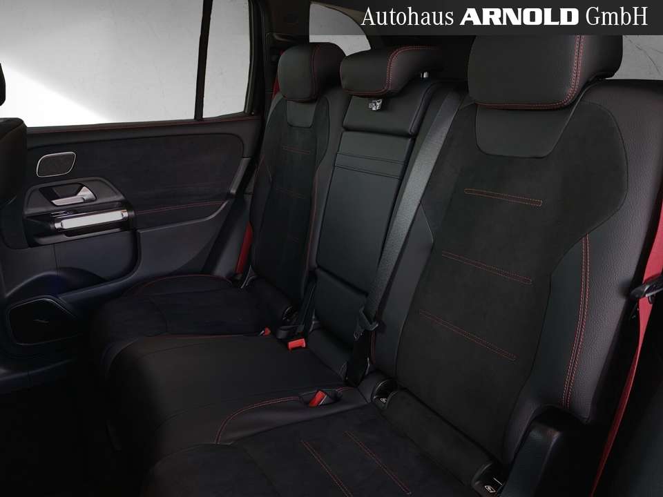 Mercedes-Benz GLB 35 AMG - Imagem 10