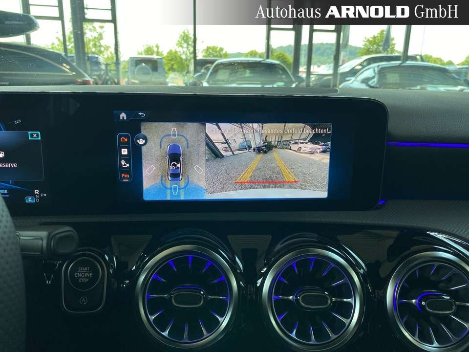 Mercedes-Benz A 35 AMG - Imagem 13
