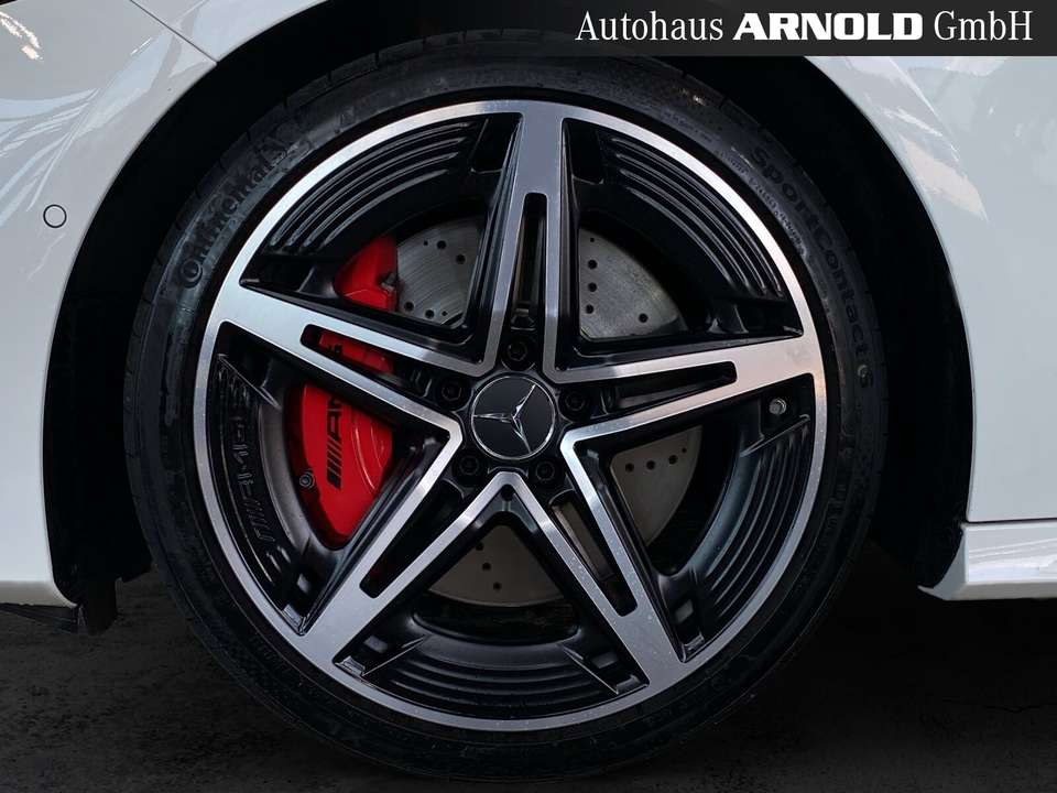 Mercedes-Benz A 35 AMG - Imagem 15