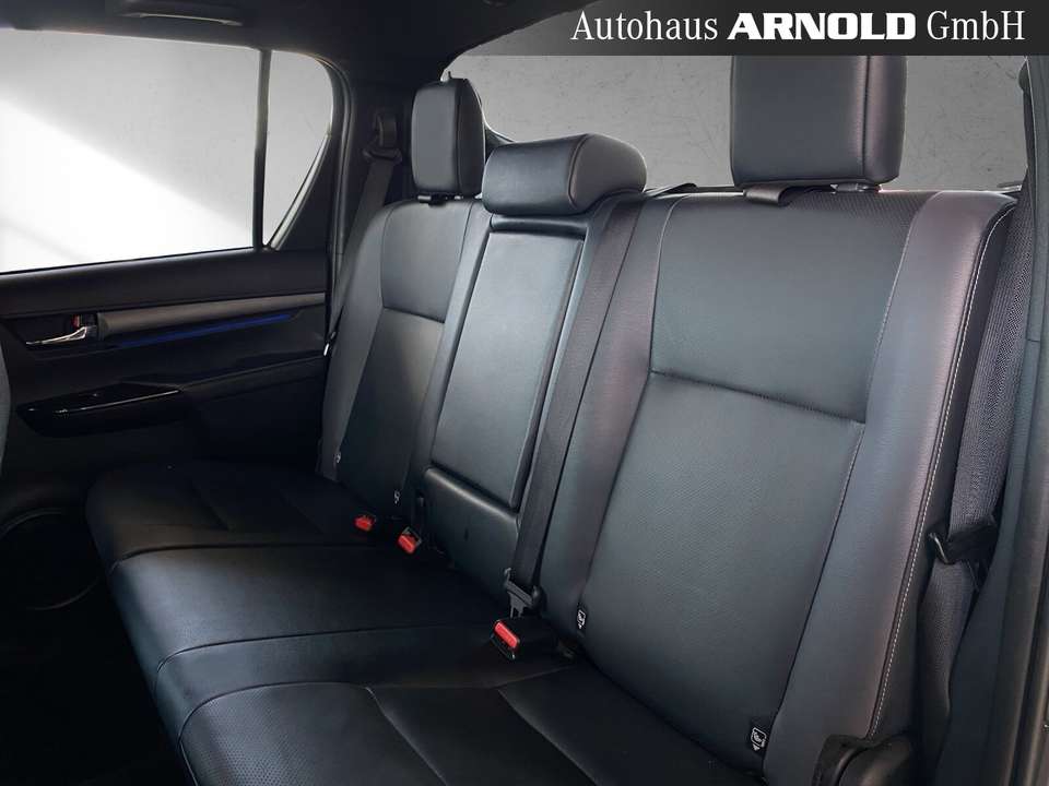 Toyota Hilux - Imagem 10