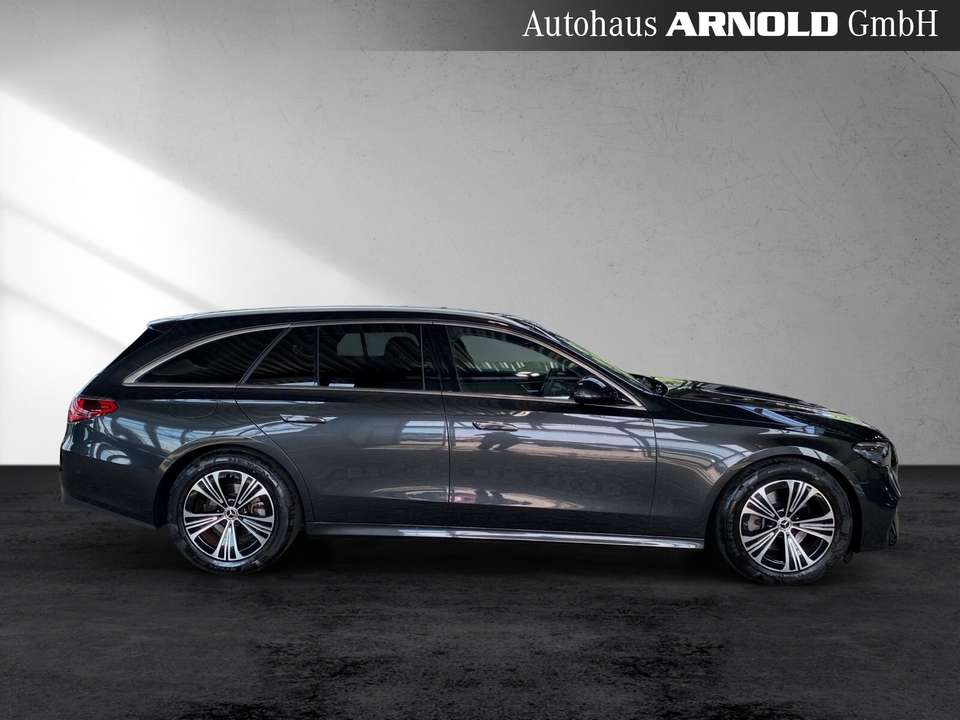 Mercedes-Benz E 200 - Imagem 6
