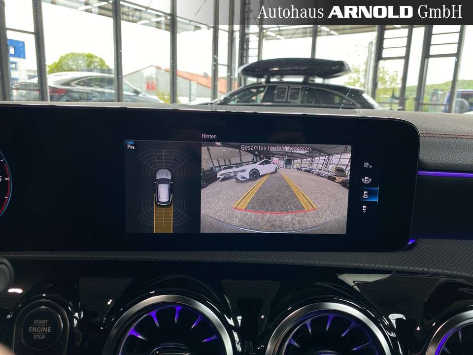 Mercedes-Benz CLA 200 - Imagem 13