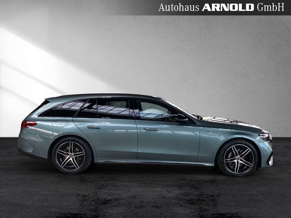 Mercedes-Benz E 300 - Imagem 6