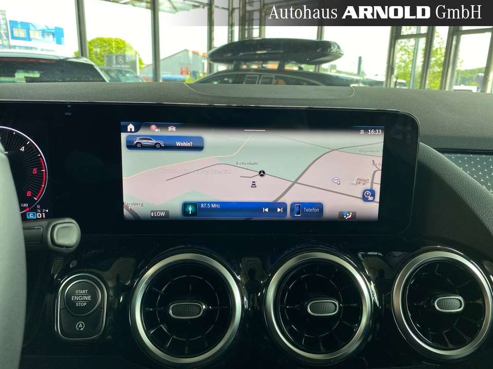 Mercedes-Benz GLA 200 - Imagem 12