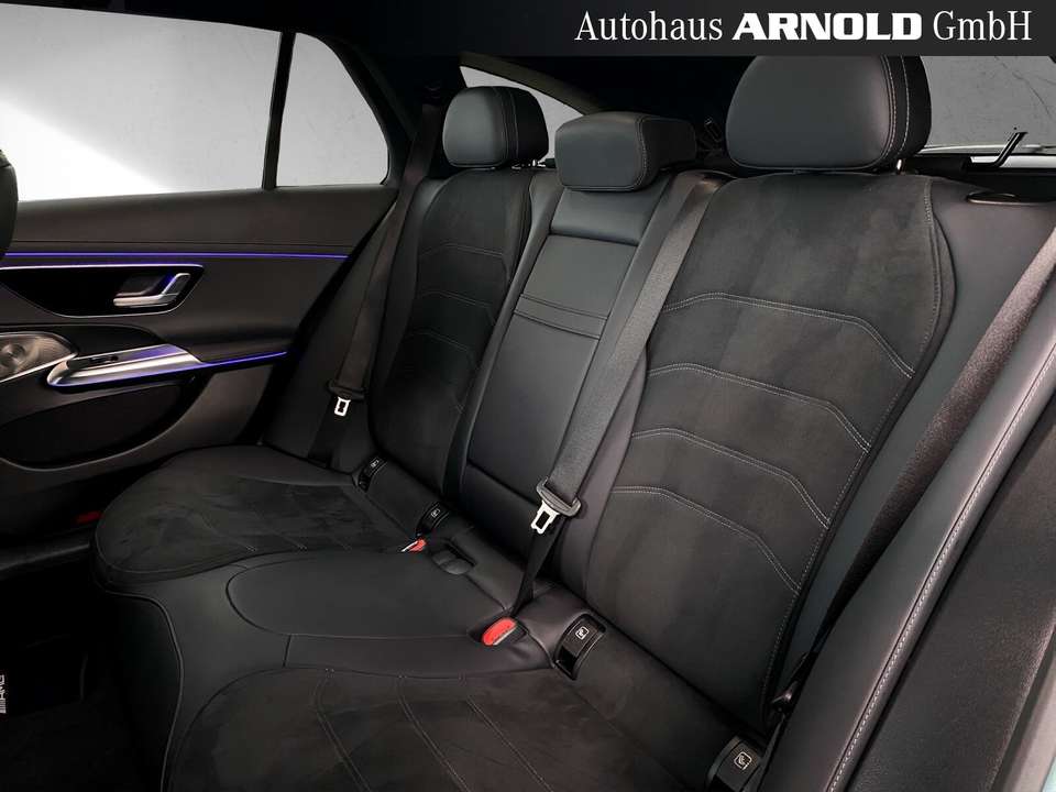 Mercedes-Benz E 300 - Imagem 10
