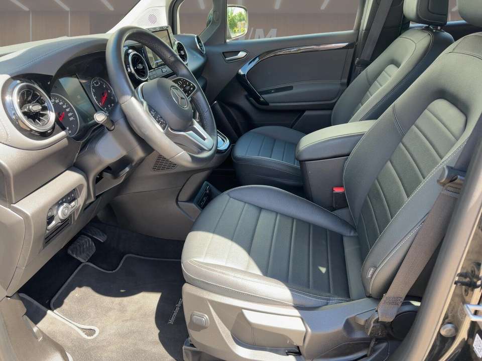Mercedes-Benz T-Class - Imagem 10