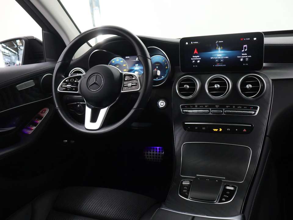 Mercedes-Benz GLC 300 - Imagem 9