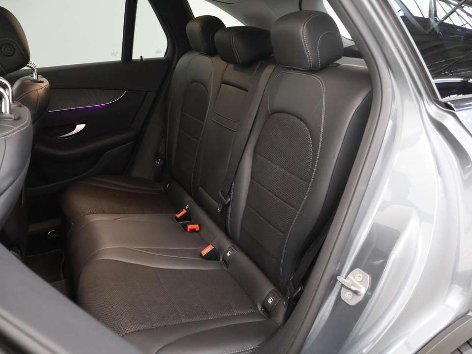 Mercedes-Benz GLC 300 - Imagem 11