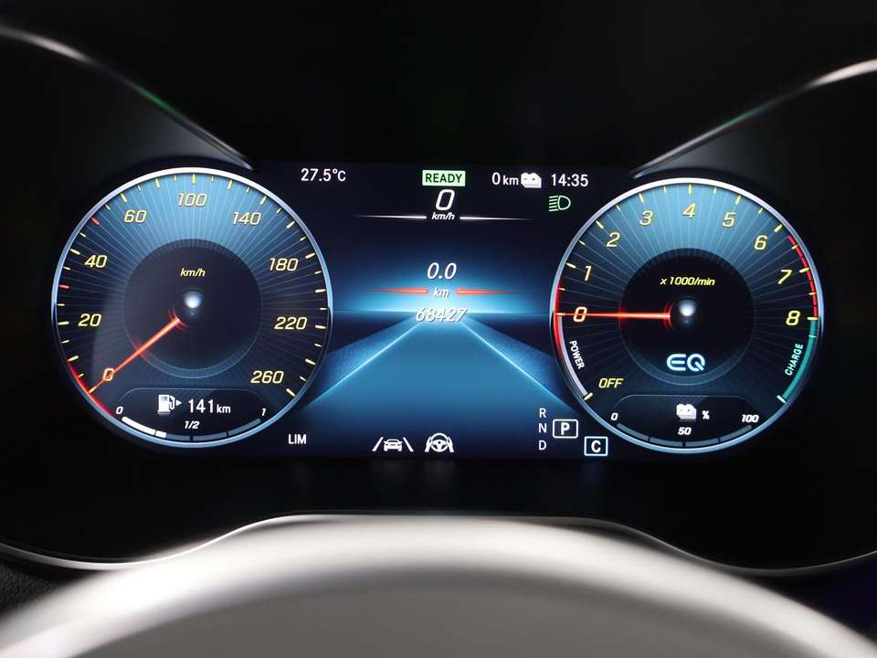 Mercedes-Benz GLC 300 - Imagem 12