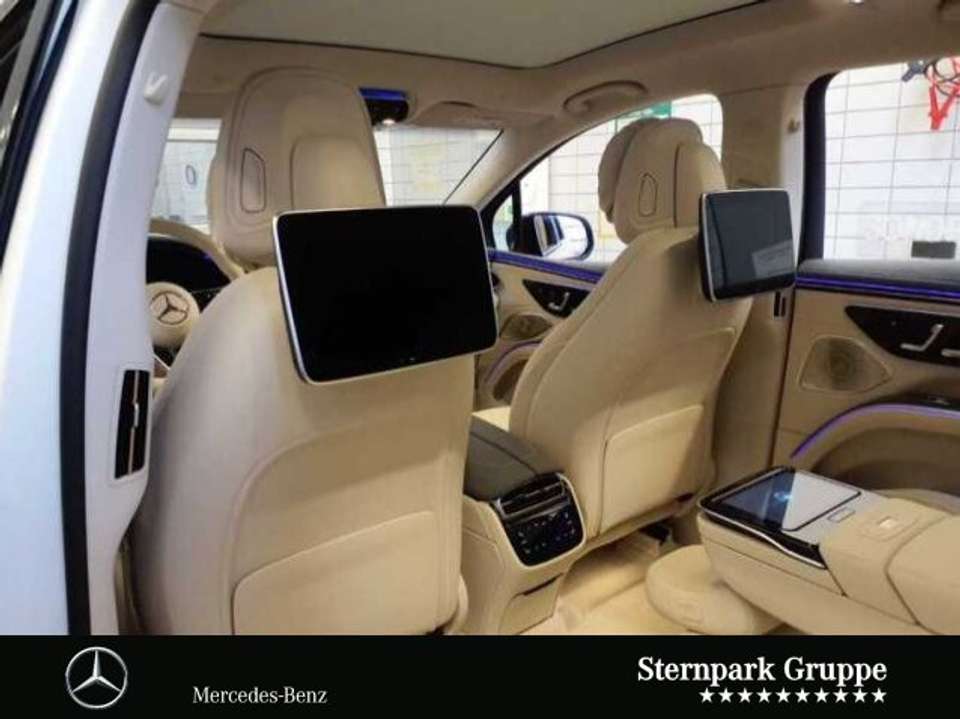 Mercedes-Benz EQS SUV - Imagem 7