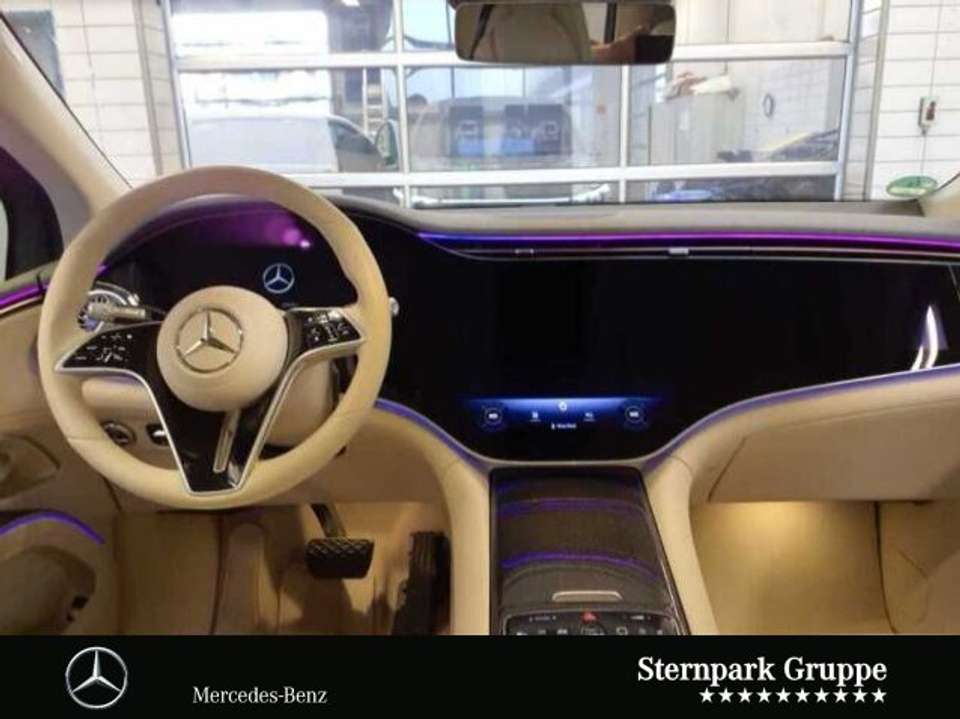 Mercedes-Benz EQS SUV - Imagem 8