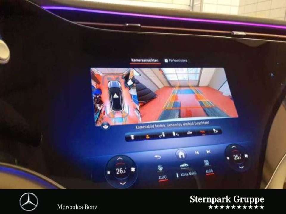 Mercedes-Benz EQS SUV - Imagem 10