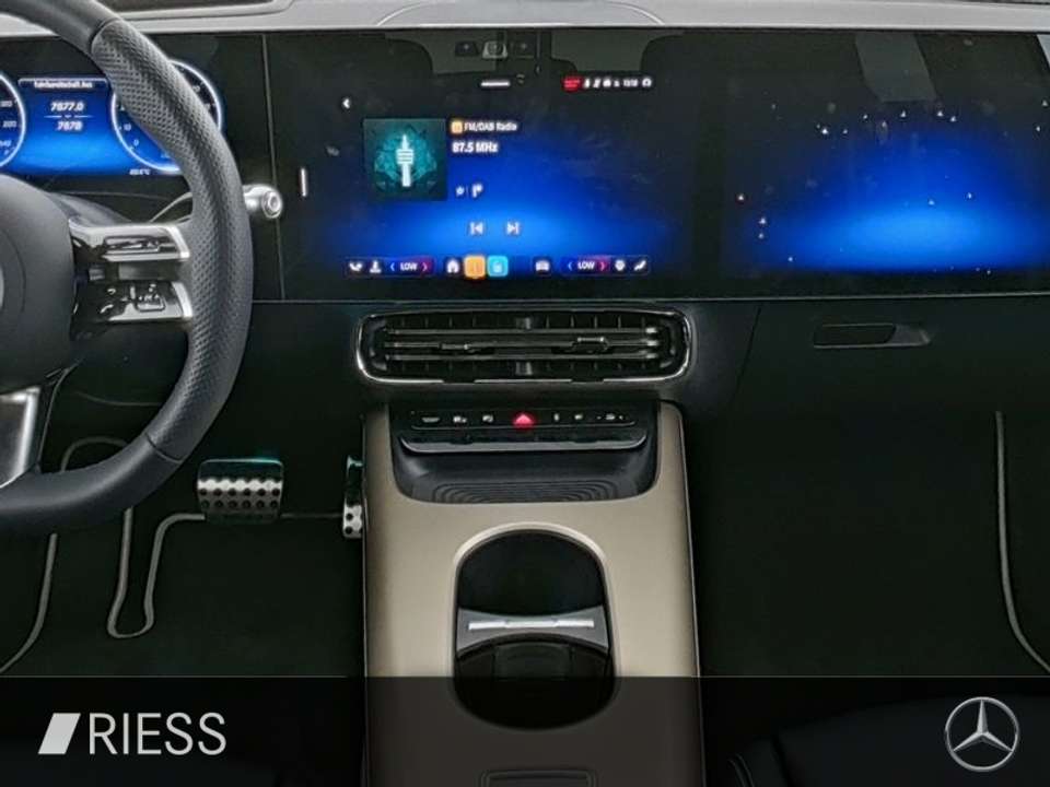 Mercedes-Benz CLA 350 - Imagem 10