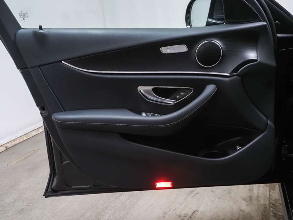 Mercedes-Benz E 220 - Imagem 11