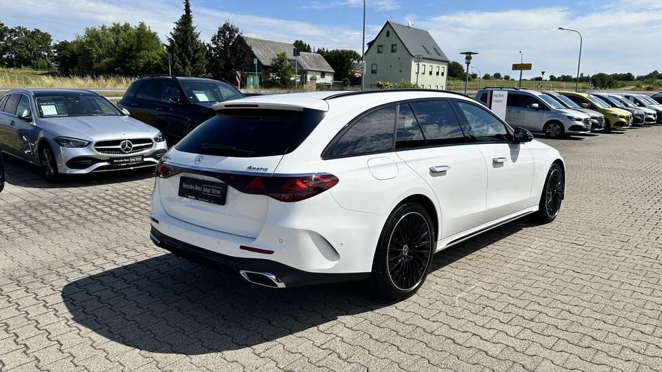 Mercedes-Benz E 300 - Imagem 5