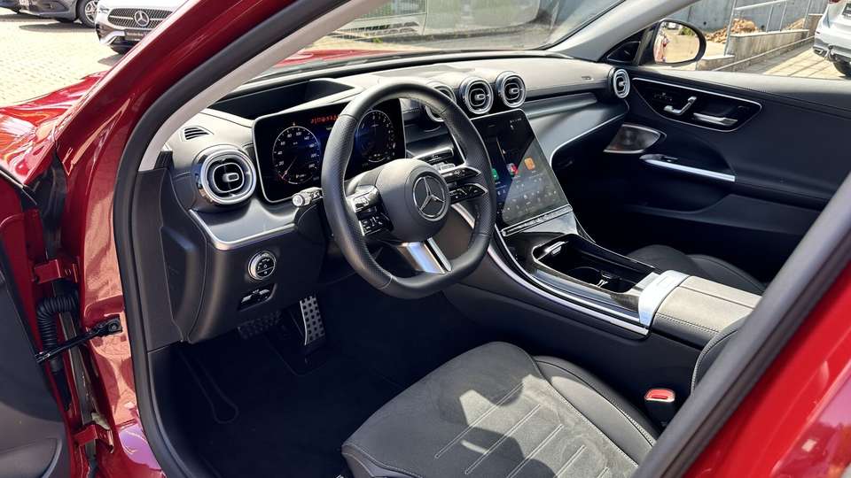 Mercedes-Benz C 300 - Imagem 12