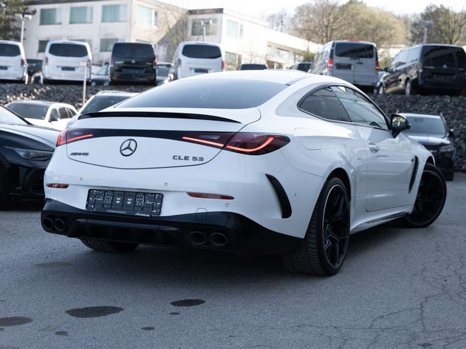 Mercedes-Benz E 53 AMG - Imagem 3