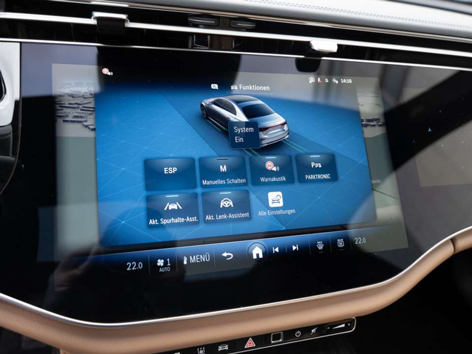 Mercedes-Benz E 220 - Imagem 12