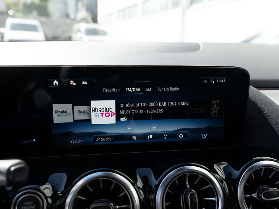 Mercedes-Benz GLA 220 - Imagem 11