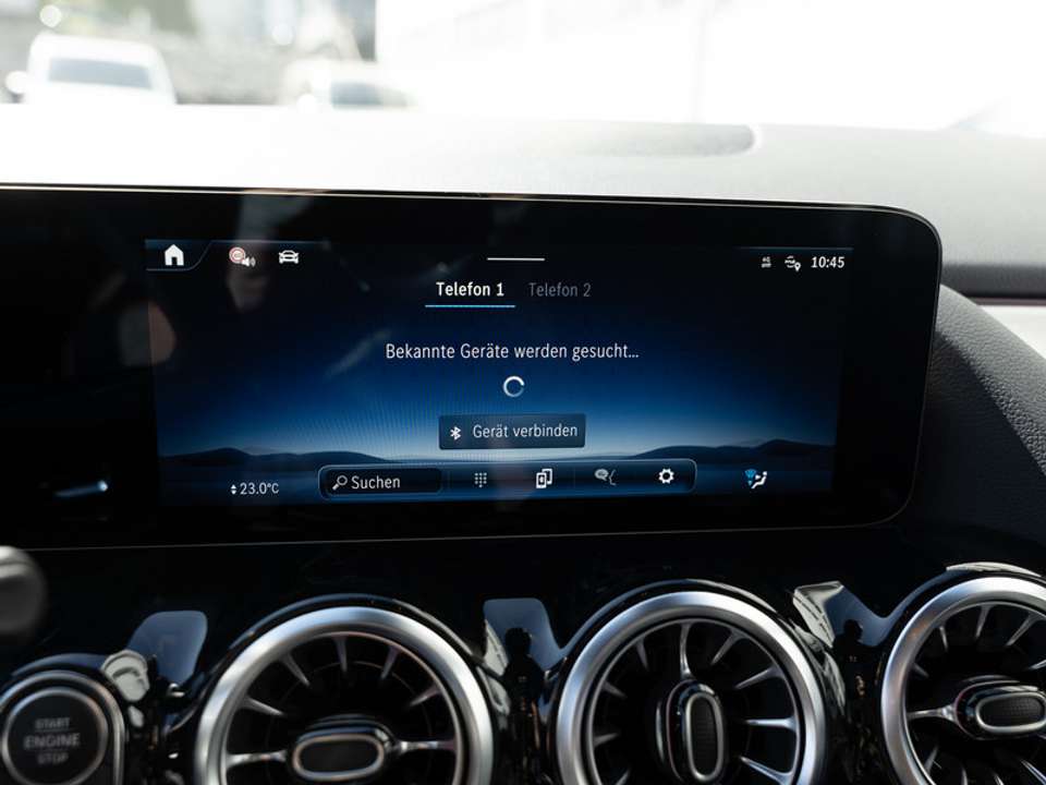 Mercedes-Benz GLA 220 - Imagem 12