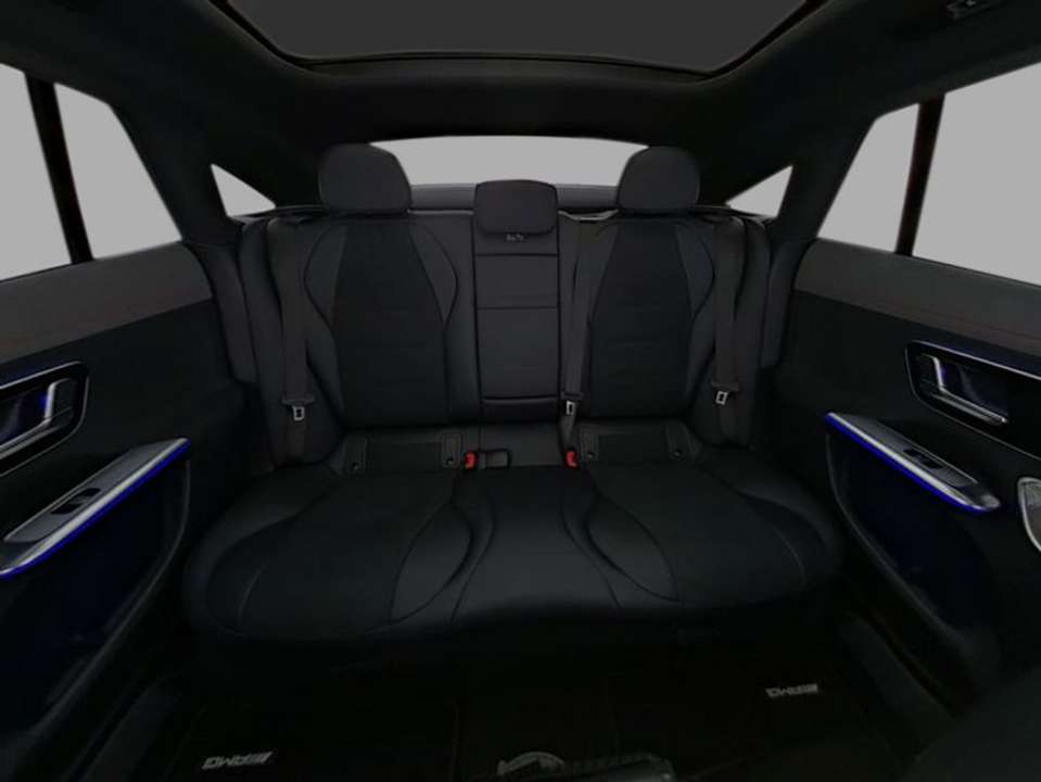 Mercedes-Benz EQE 350 - Imagem 8