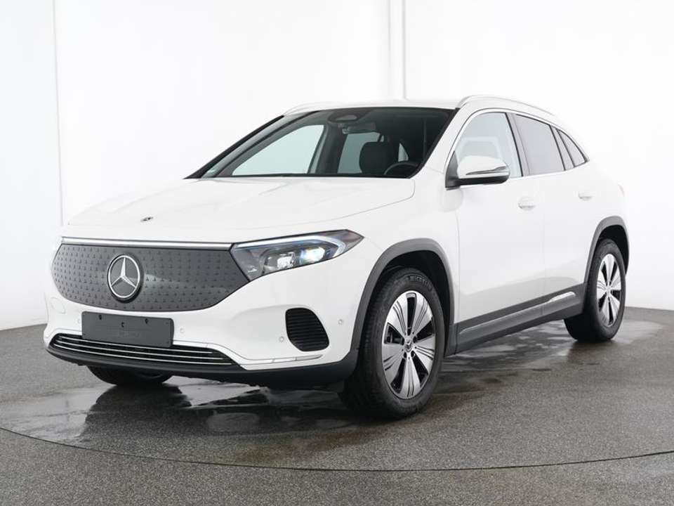 Mercedes-Benz EQA 300 - Imagem 1