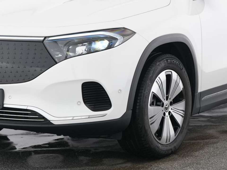 Mercedes-Benz EQA 300 - Imagem 4