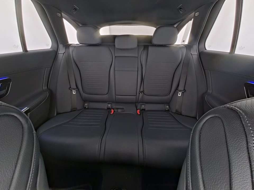 Mercedes-Benz C 180 - Imagem 7