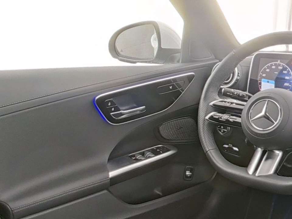Mercedes-Benz C 180 - Imagem 8