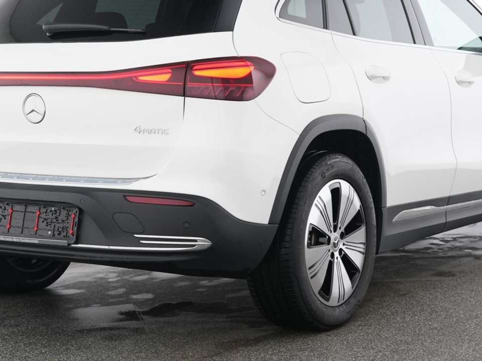 Mercedes-Benz EQA 300 - Imagem 10