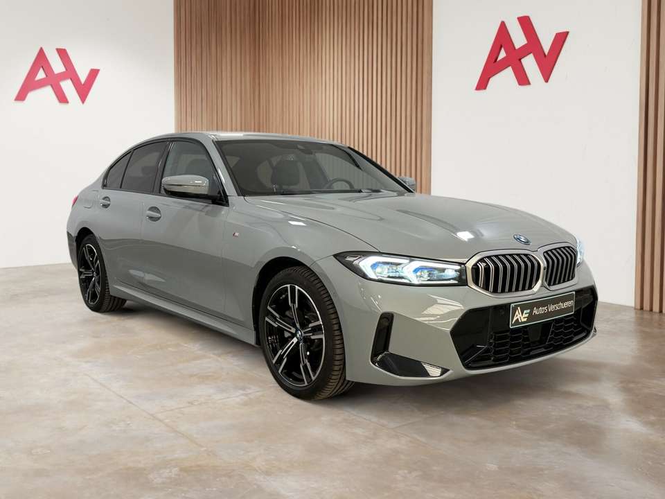 BMW 330 - Imagem 3