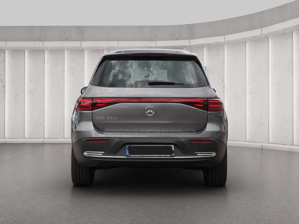 Mercedes-Benz EQB 250 - Imagem 7