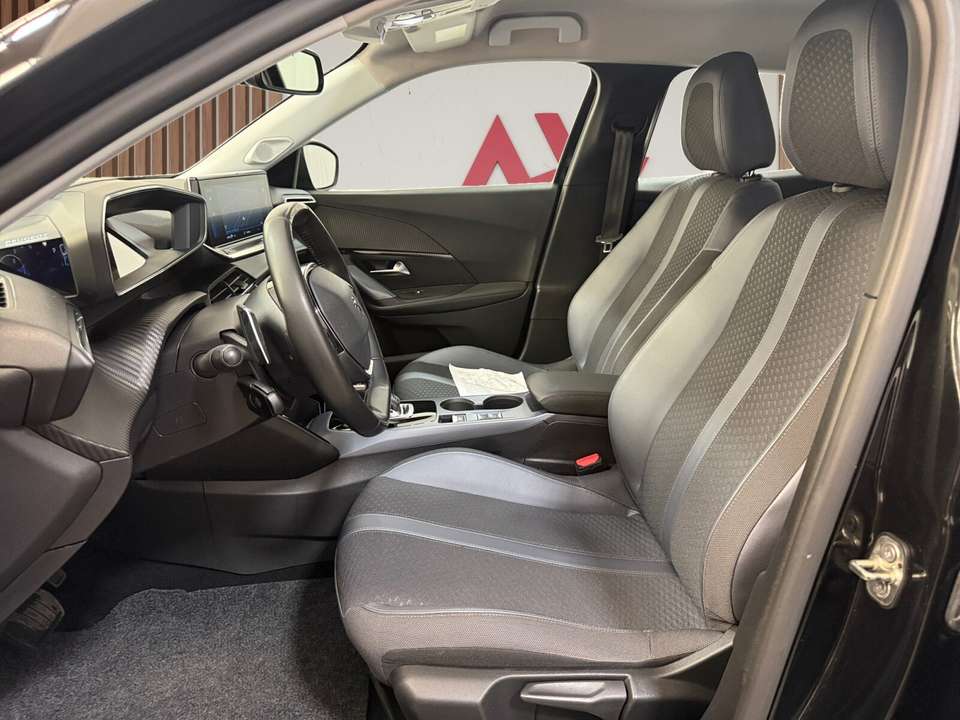 Peugeot 2008 - Imagem 12