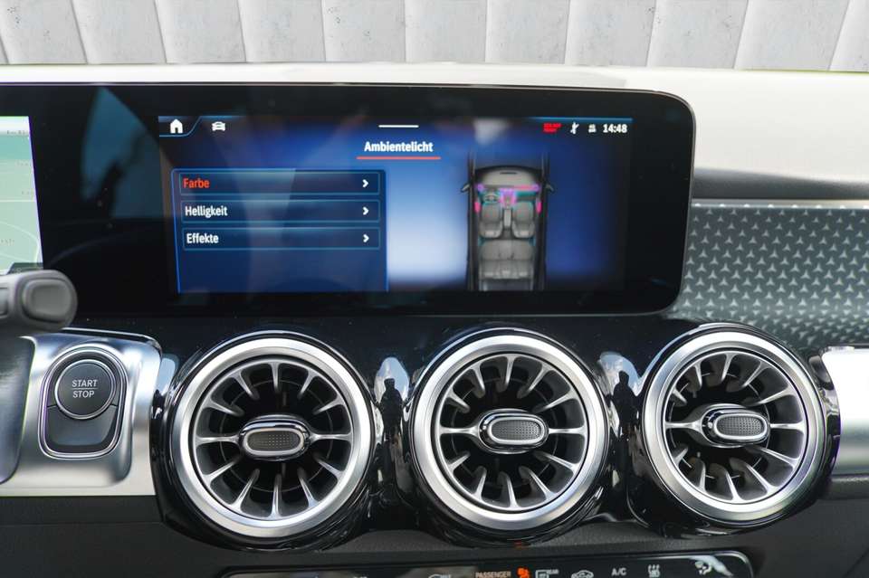 Mercedes-Benz EQB 250 - Imagem 14