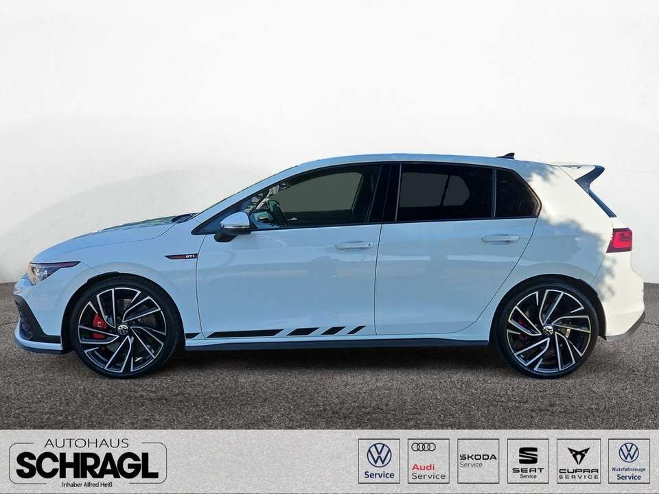Volkswagen Golf - Imagem 2