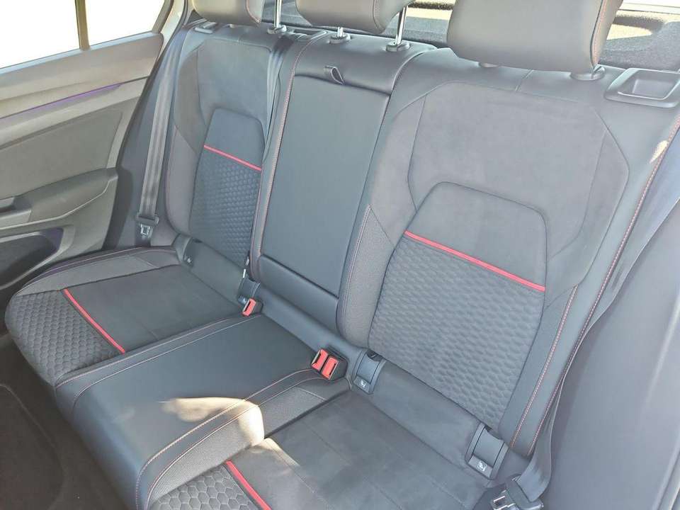 Volkswagen Golf - Imagem 13