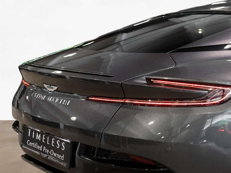 Aston Martin DB12 - Imagem 7