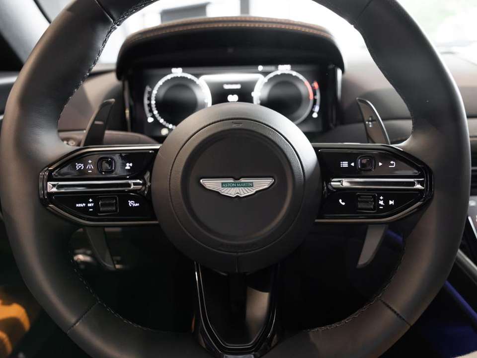 Aston Martin DB12 - Imagem 10