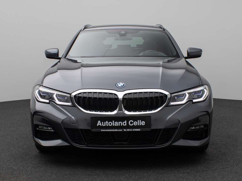 BMW 330 - Imagem 2