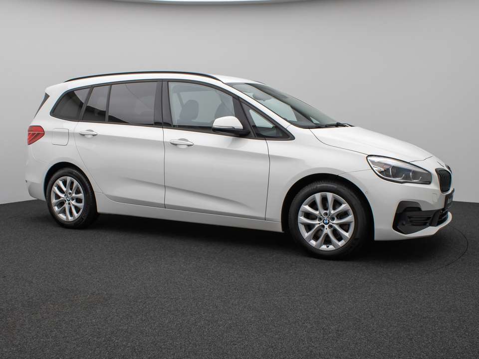 BMW 220 - Imagem 4