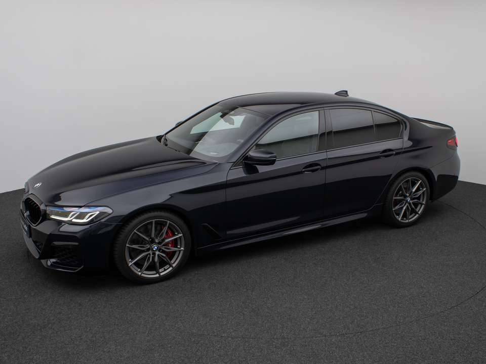 BMW 550 - Imagem 12
