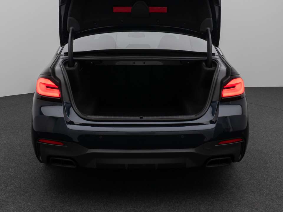 BMW 550 - Imagem 13