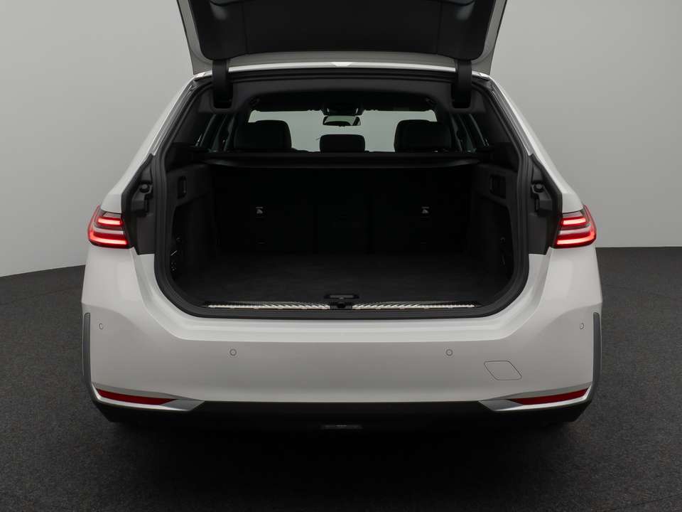 BMW 520 - Imagem 13