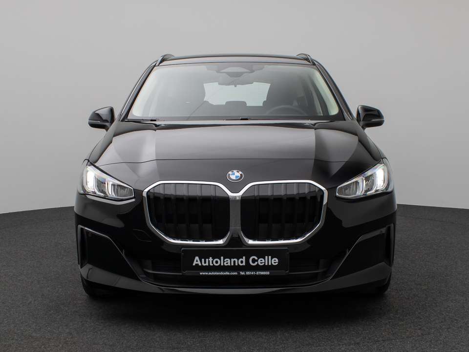BMW 216 - Imagem 2