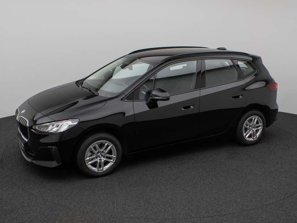 BMW 216 - Imagem 12