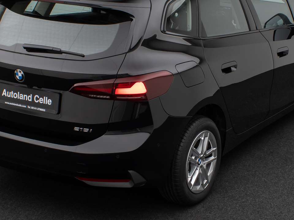 BMW 216 - Imagem 14